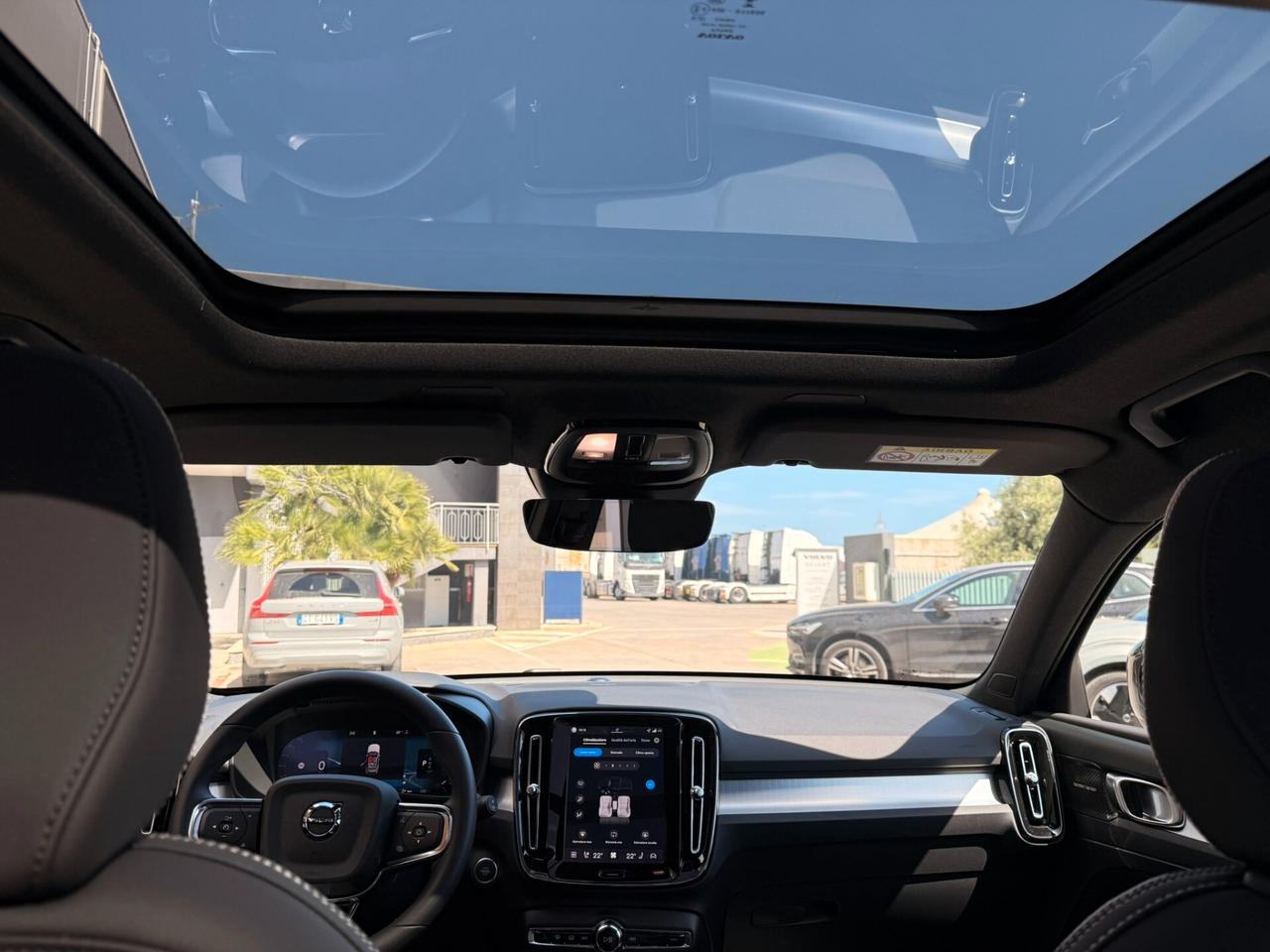 Volvo XC40 B3 automatico Ultra Black Edition
