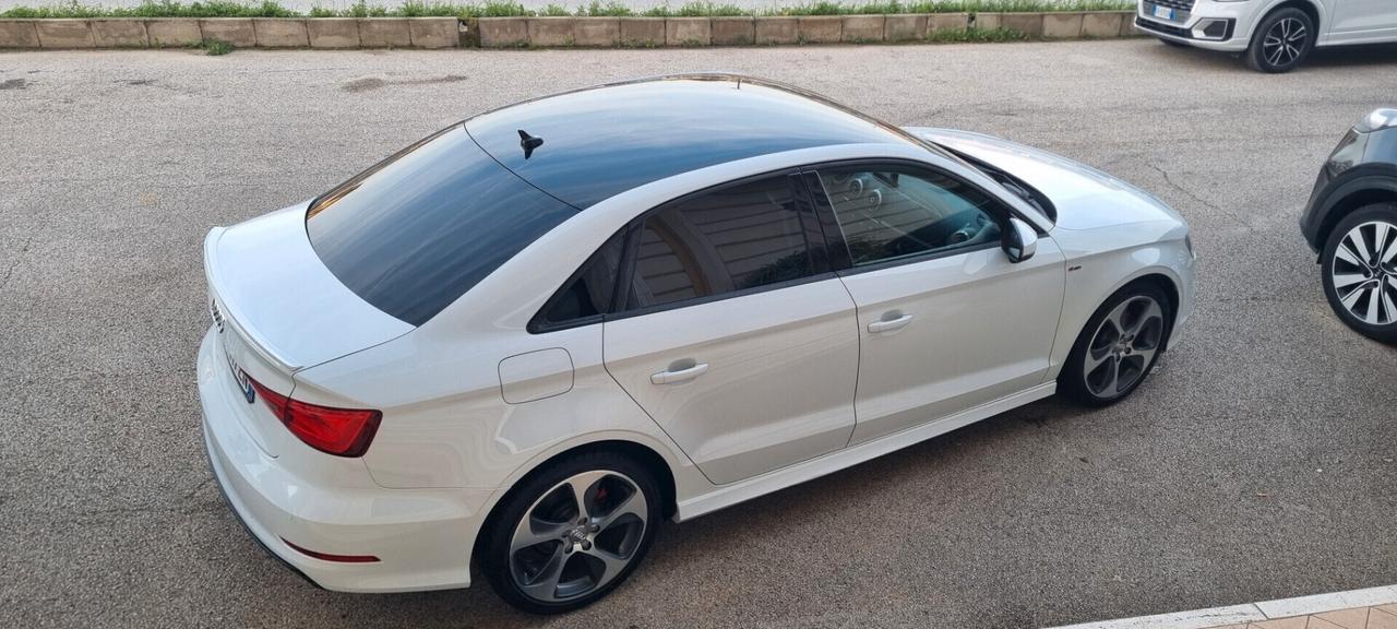 Audi A3 Sedan 1.6 TDI SLine full optionals ok neopatentati