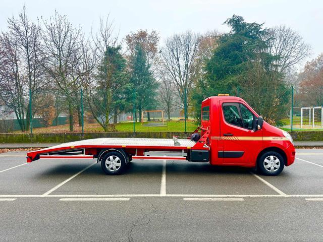 RENAULT Master T35 2.3 dCi/130 CARROATTREZZI