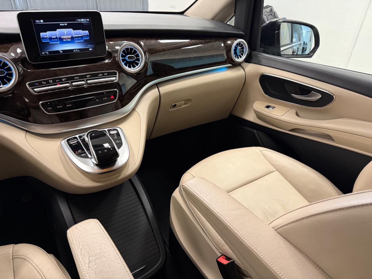 Mercedes-benz V 220 d Premium Extralong