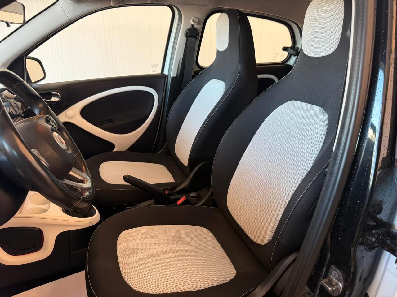 Smart ForFour 70 1.0 Passion