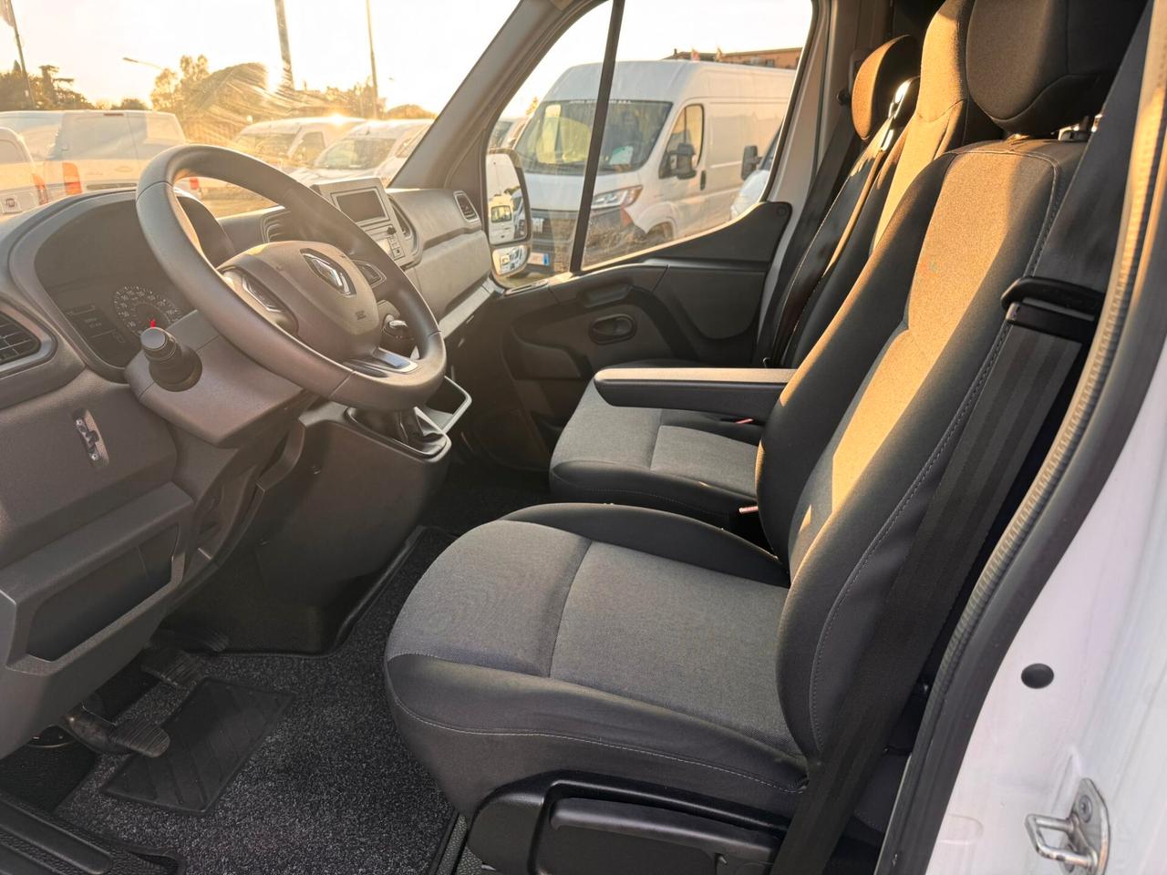 RENAULT MASTER LH2 2.3DCI 135CV E6D-I 2024