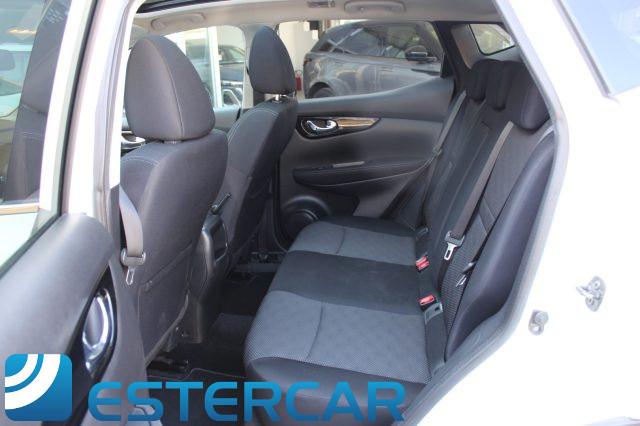 NISSAN Qashqai 1.6 dCi 4WD N-Connecta TETTO