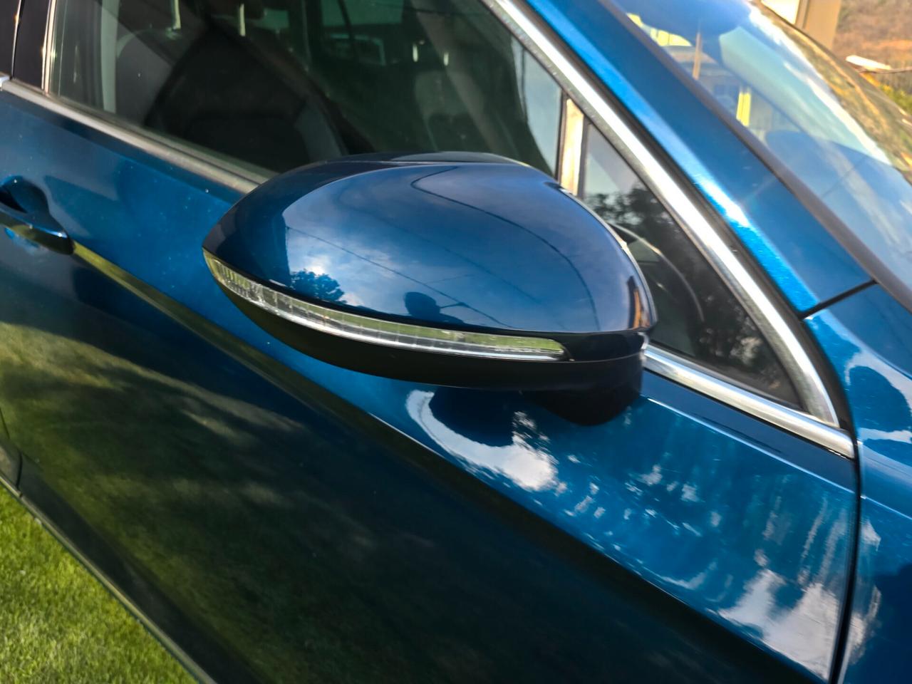 VW Passat 2.0 TDI 150CV DSG Executive -2019