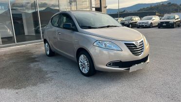 Lancia Ypsilon 1.2 69 CV 5 porte GPL Ecochic Silver NEOPATENTATI