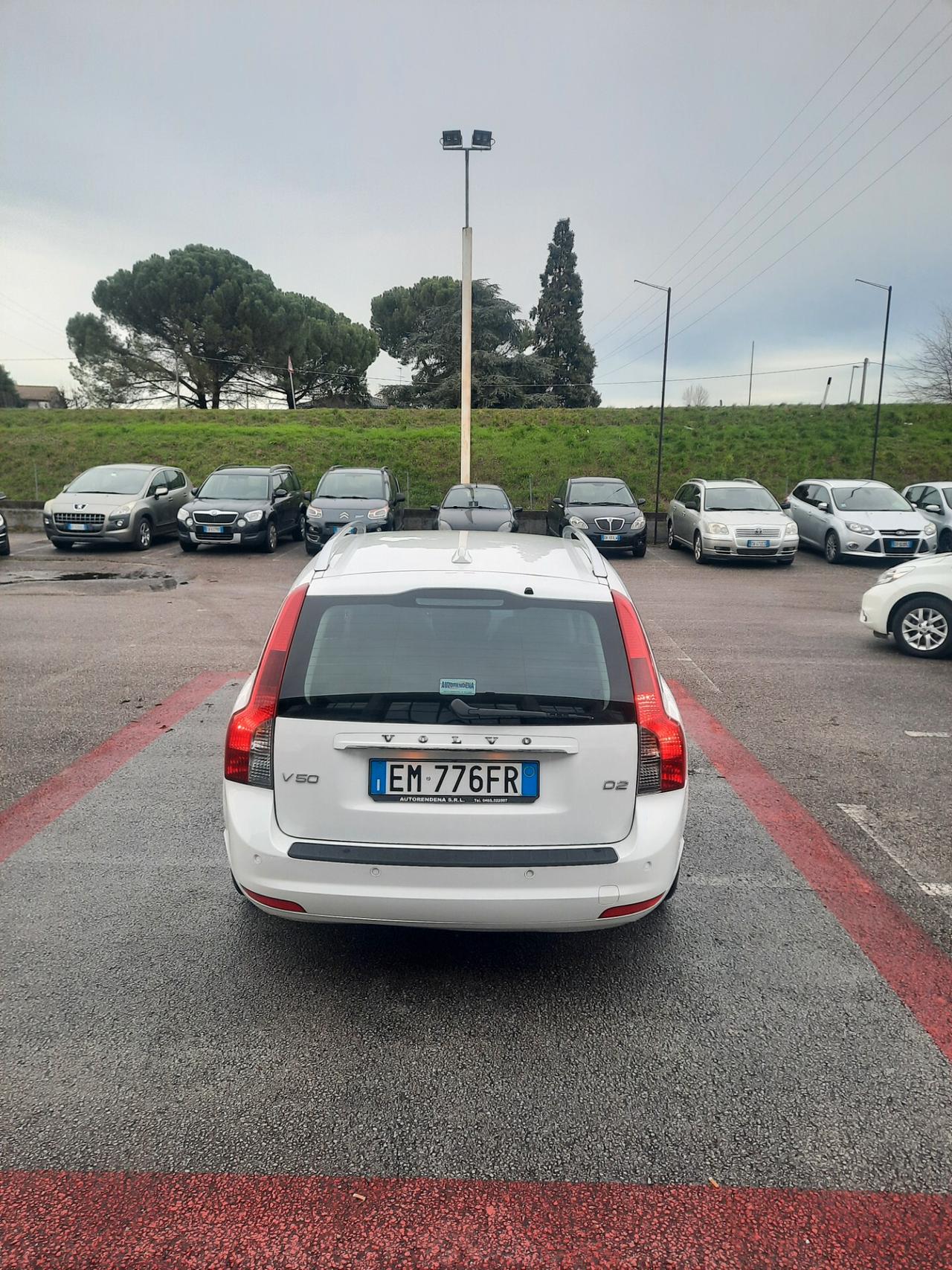 Volvo V50 D2 R-design