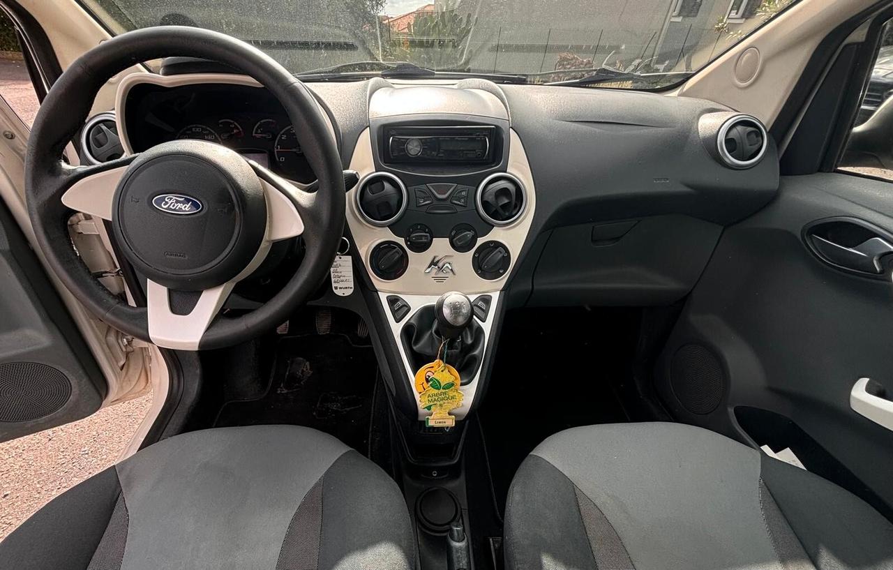 Ford Ka 1.3 TDCi 75CV Titanium