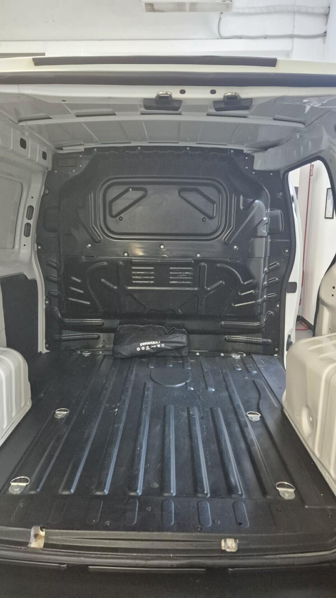 Fiat Fiorino 1.3 MJT 95 CV