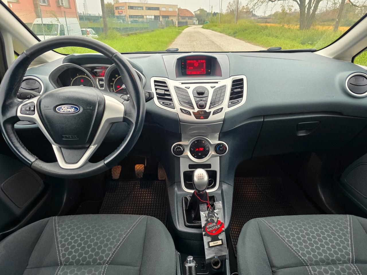 Ford Fiesta 1.2 Benzina con GARANZIA-NEOPATENTATI