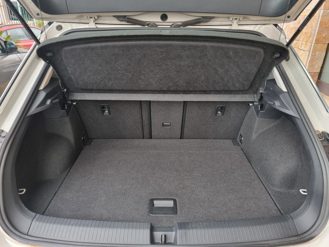 Volkswagen T-Roc 1.0 TSI Life