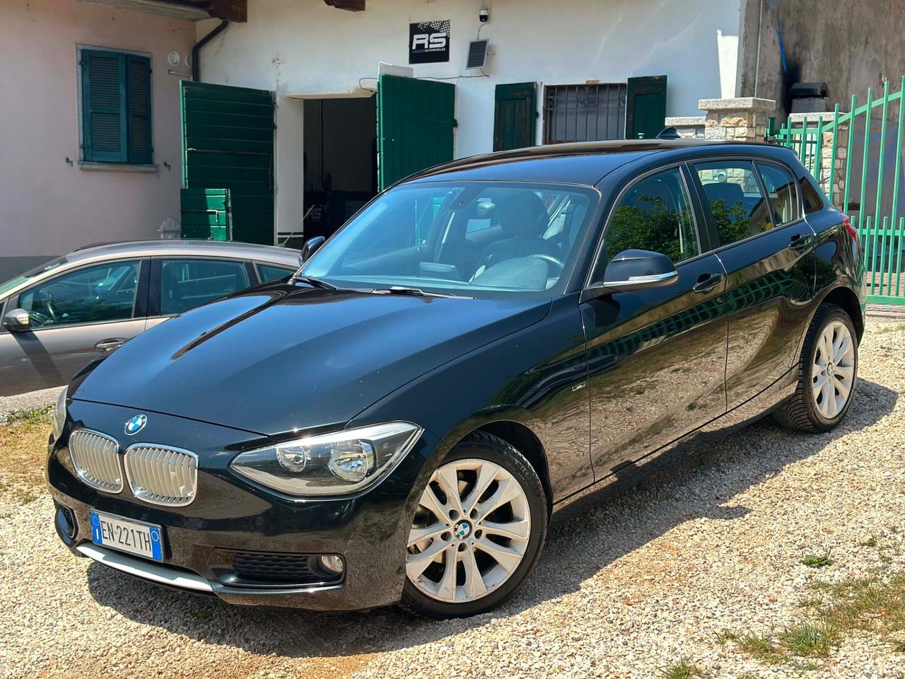 Bmw 116d 5p. URBAN UNICOPR KMCERT