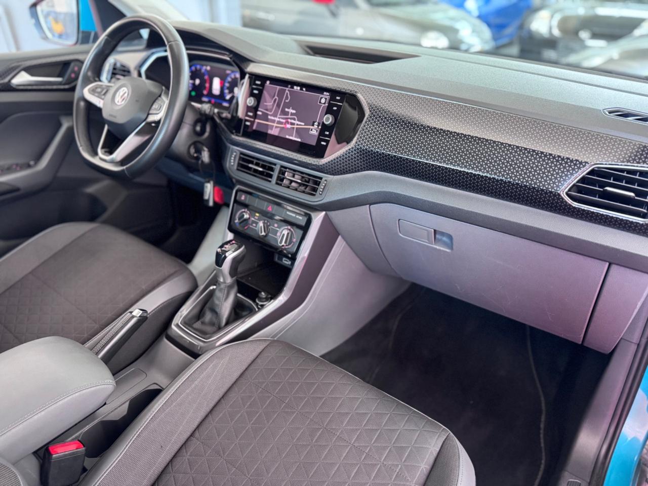 Volkswagen T-Cross 1.0 TSI 115 CV DSG Advanced BMT sport