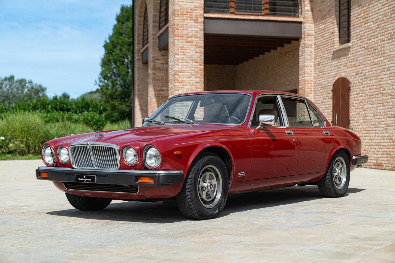 Jaguar XJ6 4.2 MANUALE - JAG00089