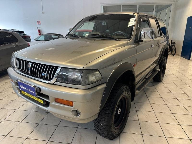 MITSUBISHI Pajero Sport Pajero Sport 3.0i V6 24...
