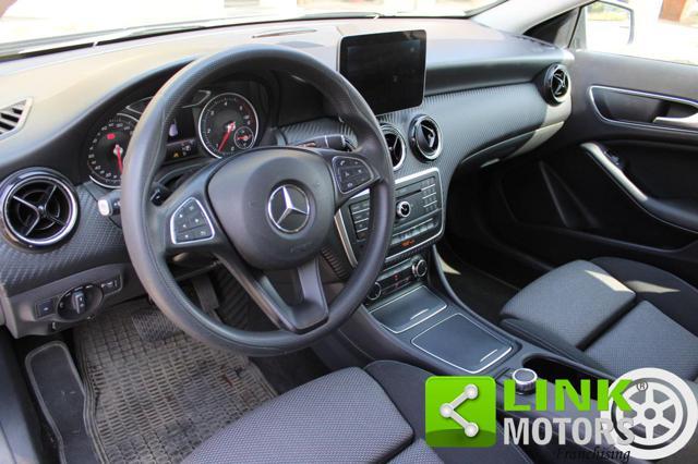 MERCEDES-BENZ GLA 180 d Automatic Business