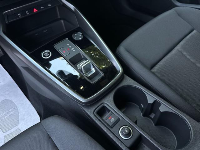 AUDI A3 SPB 30 TFSI Business Advanced