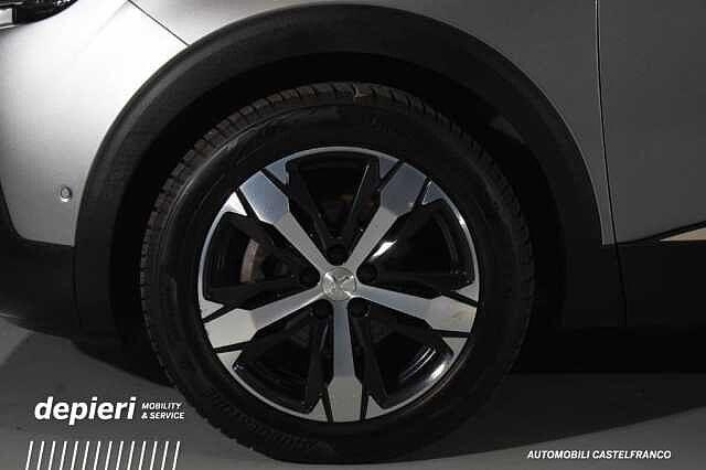 Peugeot 5008 BlueHDi 130 S&S EAT8 Crossway autom OK NEOP