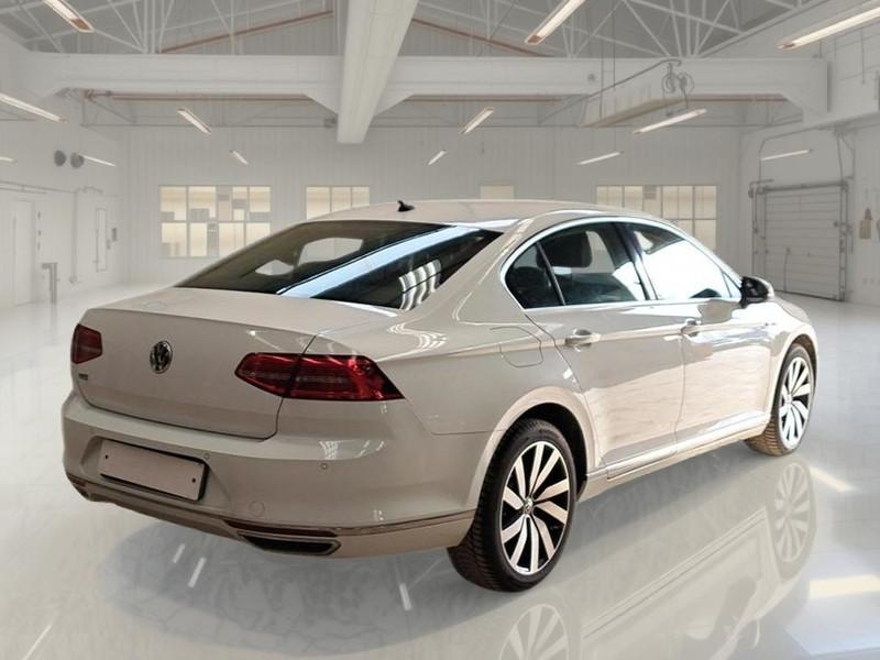 VOLKSWAGEN PASSAT 1.4 TSI DSG GTE 4 PORTE BERLINA