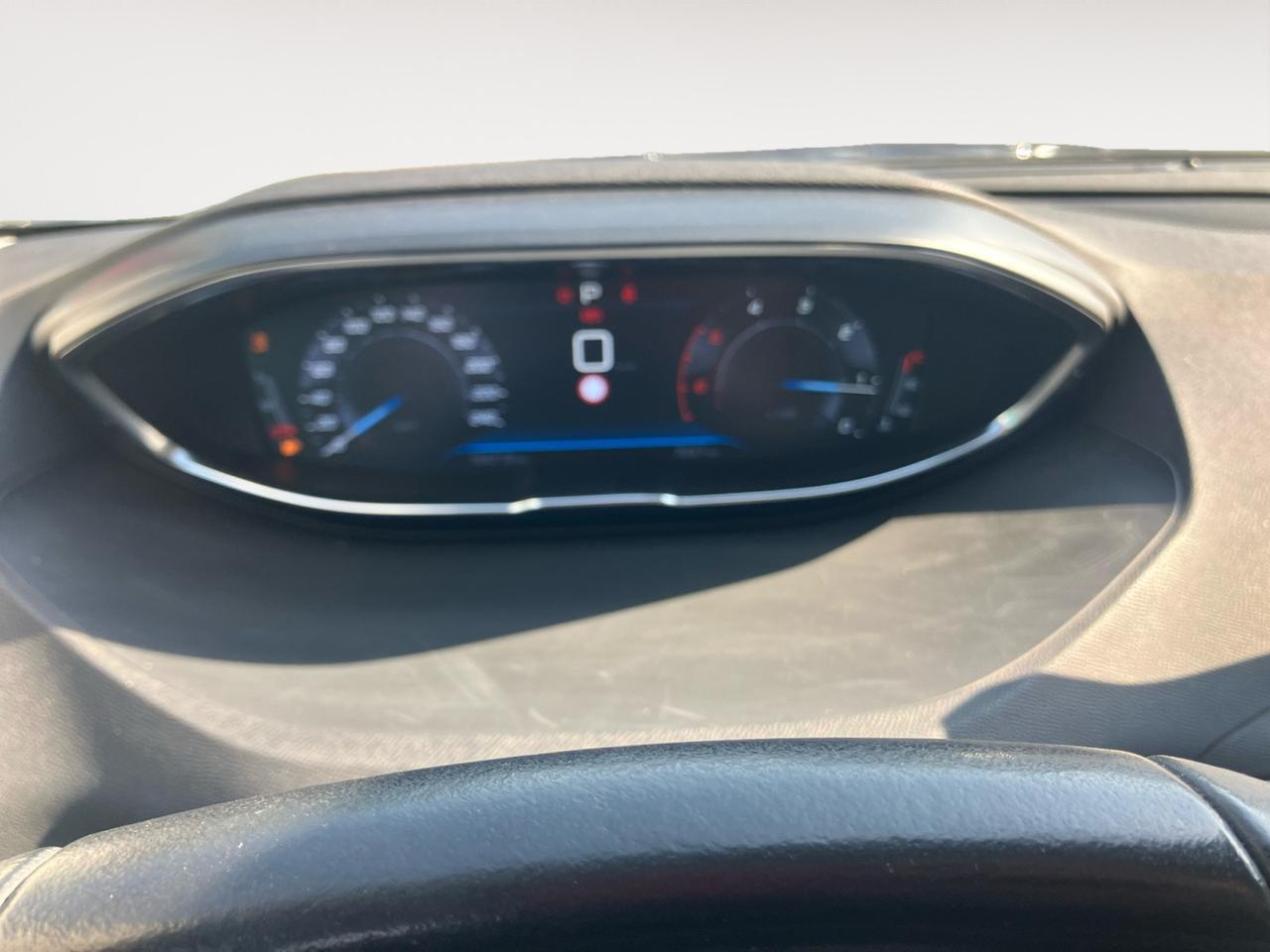 Peugeot 5008 5008 1.5 bluehdi Active s&s 130cv 7p.ti eat8 my21