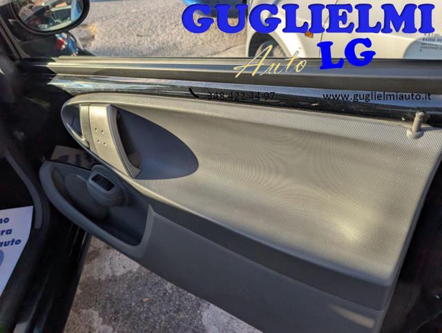 TOYOTA Aygo 1.0 12V VVT-i 3 porte Sol