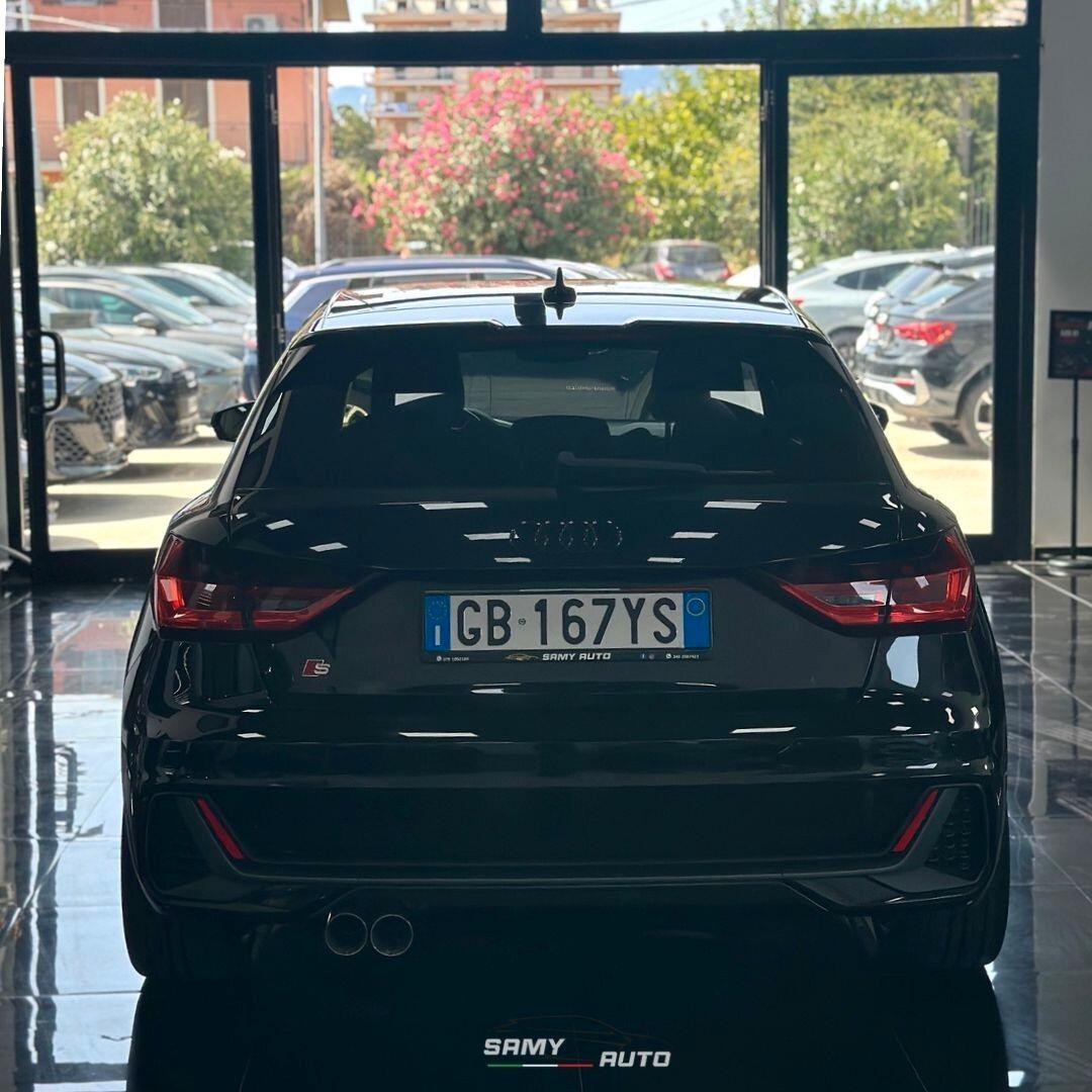 Audi A1 SPB 40 TFSI S tronic Identity Black