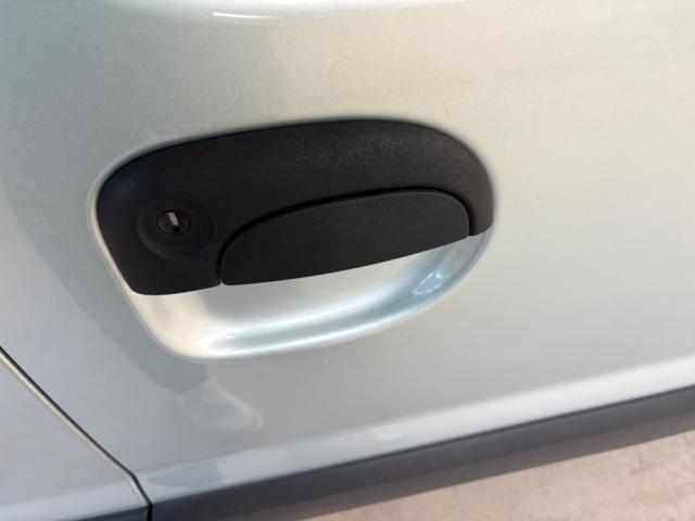 RENAULT Kangoo 1.2 16V cat 5 BENZINA porte Privilège OK NEOPATENT