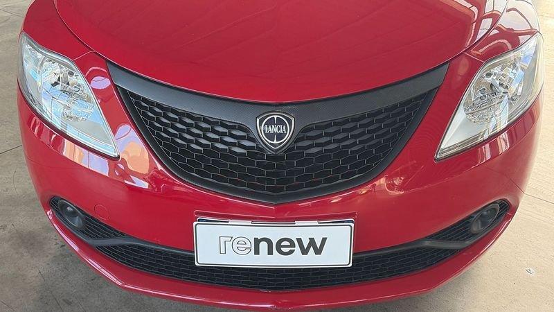 Lancia Ypsilon 1.0 firefly hybrid Gold s&s 70cv 5 Porte 1.0 FireFly Hybrid 70cv Gold S&S