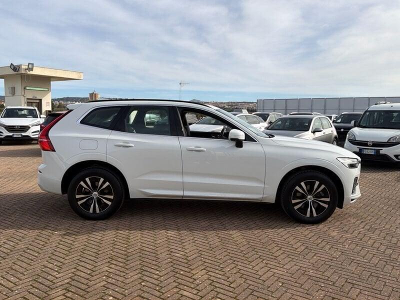 Volvo XC60 XC60 B4 (d) Geartronic Momentum Pro