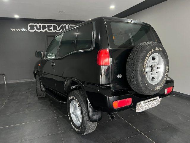 NISSAN Terrano II 2.7 turbodiesel 3 porte SE AUTOCARRO