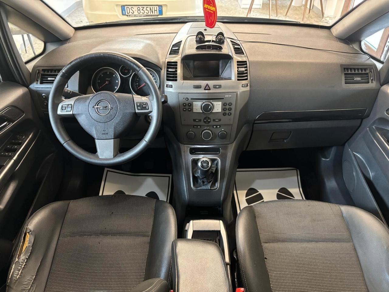 Opel Zafira 1.9 CDTI 101CV Club