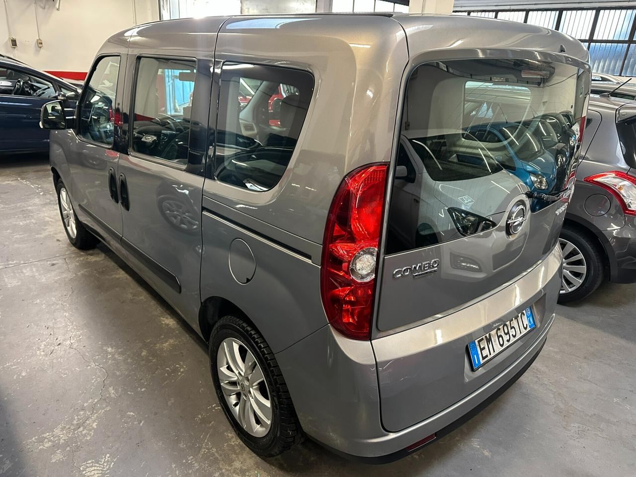 Opel Combo 1.4 Turbo EcoM 120CV PC-TN Cosmo