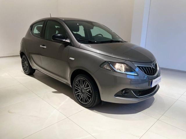 Lancia Ypsilon III 1.0 firefly hybrid Gold s&s 70cv