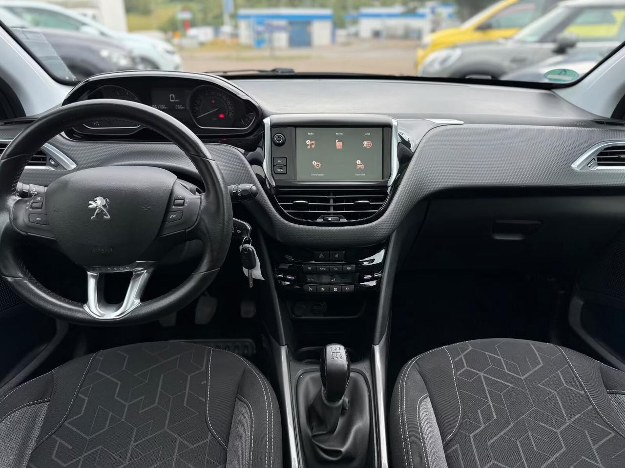 Peugeot 2008 PureTech 82 Style