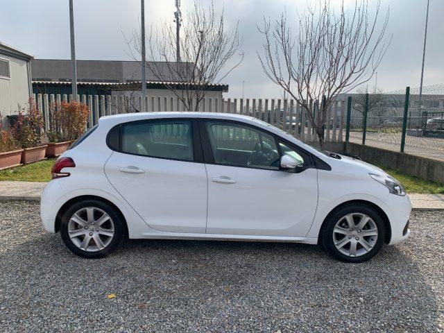 PEUGEOT 208 1° serie PureTech 82 5 porte Allure