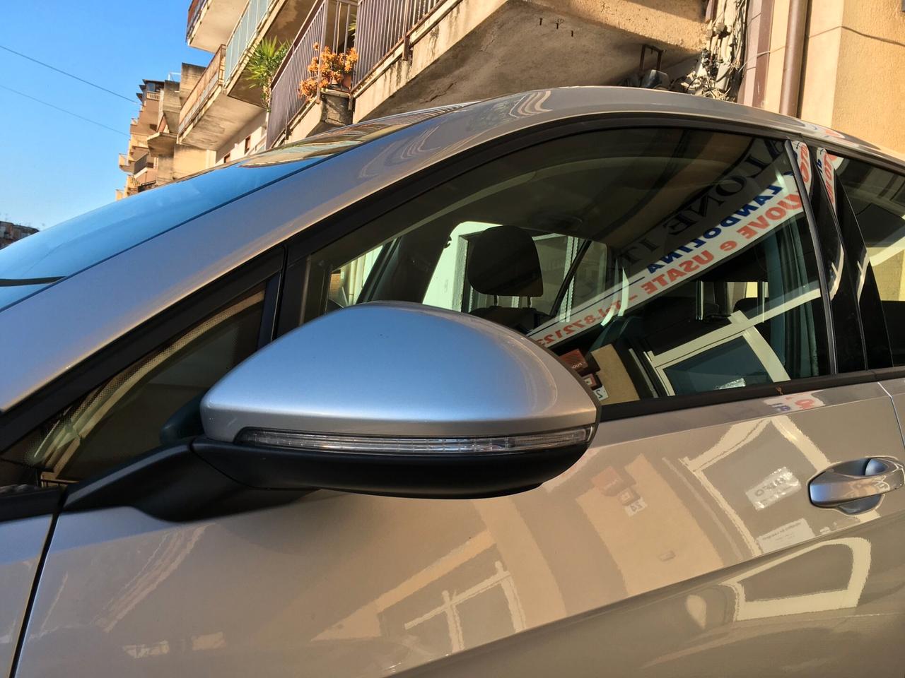 Volkswagen Golf 1.6 TDI 110cv Highline - 2016