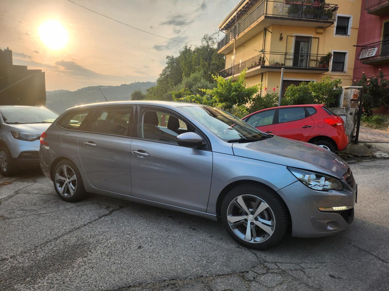 Peugeot 308 BlueHDi 120 S&S SW 2016