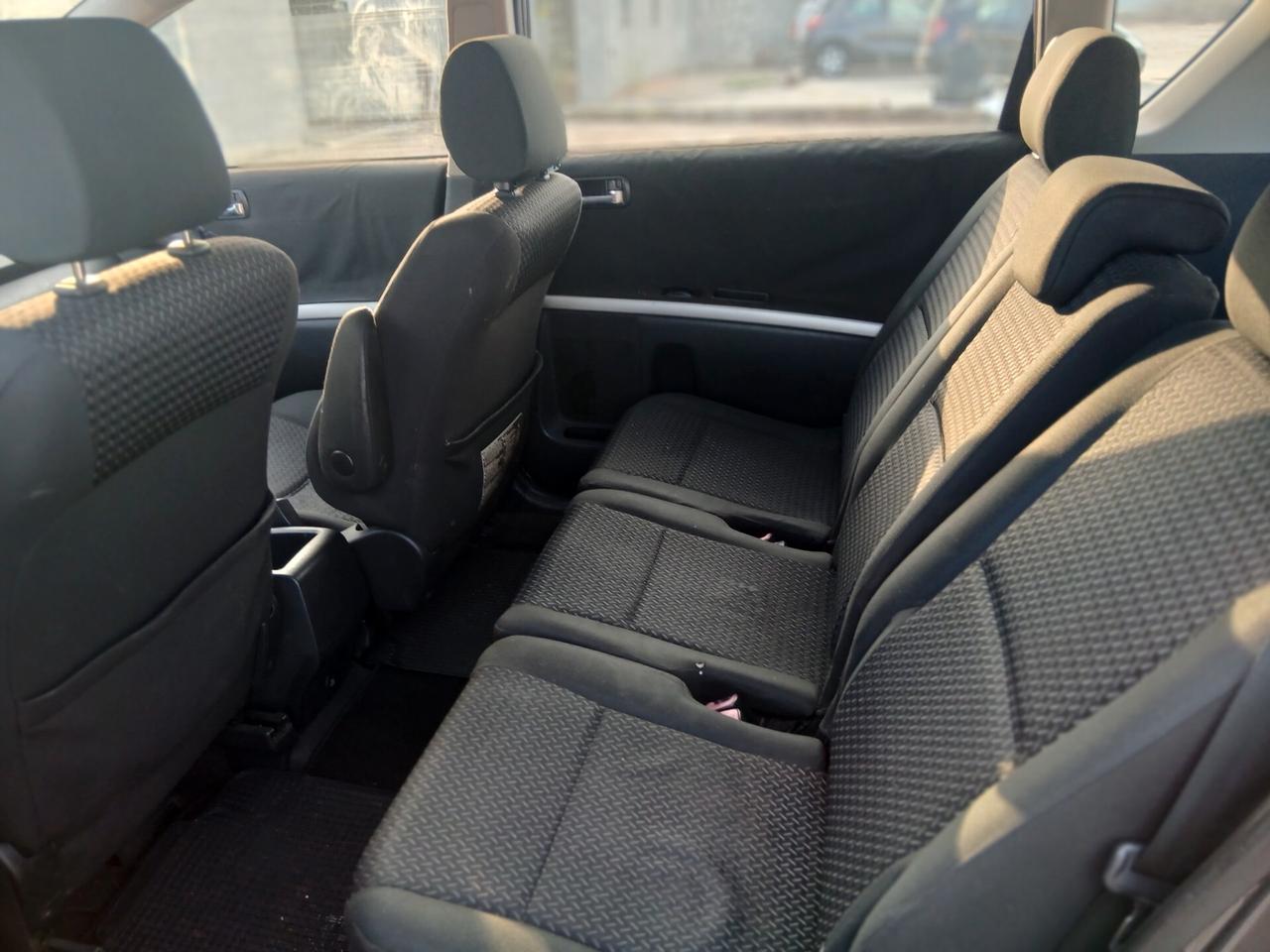 Toyota Corolla Verso 2.2 16V D-4D Sol 7pti