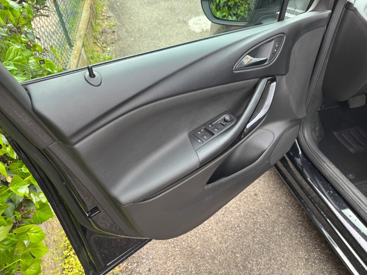 Opel Astra 1.5 CDTI 122 CV S&S AT9 Sports Tourer Business Eleg.