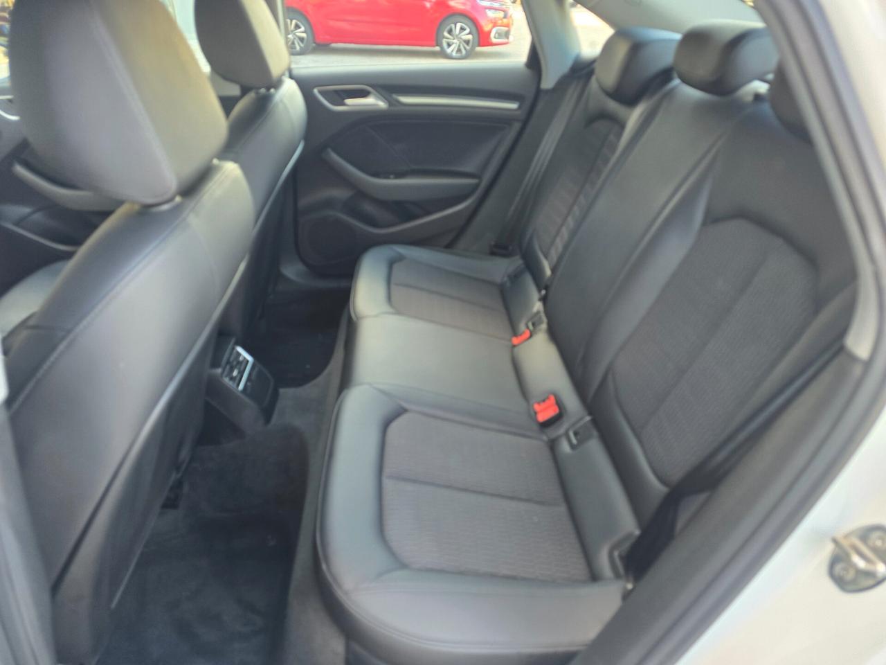 Audi A3 SPB 1.6 TDI Business