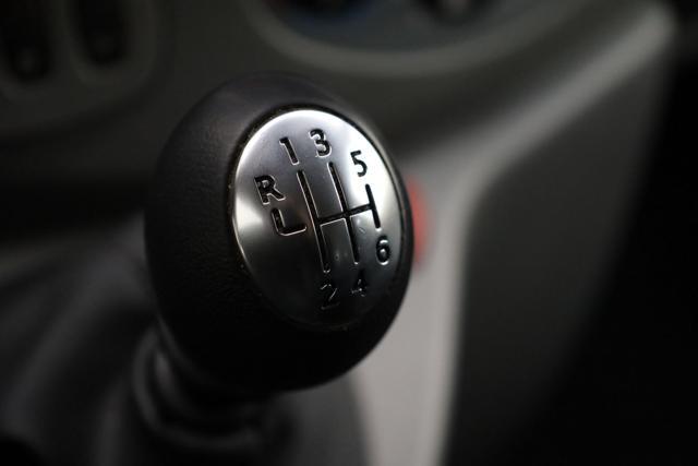 RENAULT Trafic 2.0 dCi/115 Passenger 8 Posti