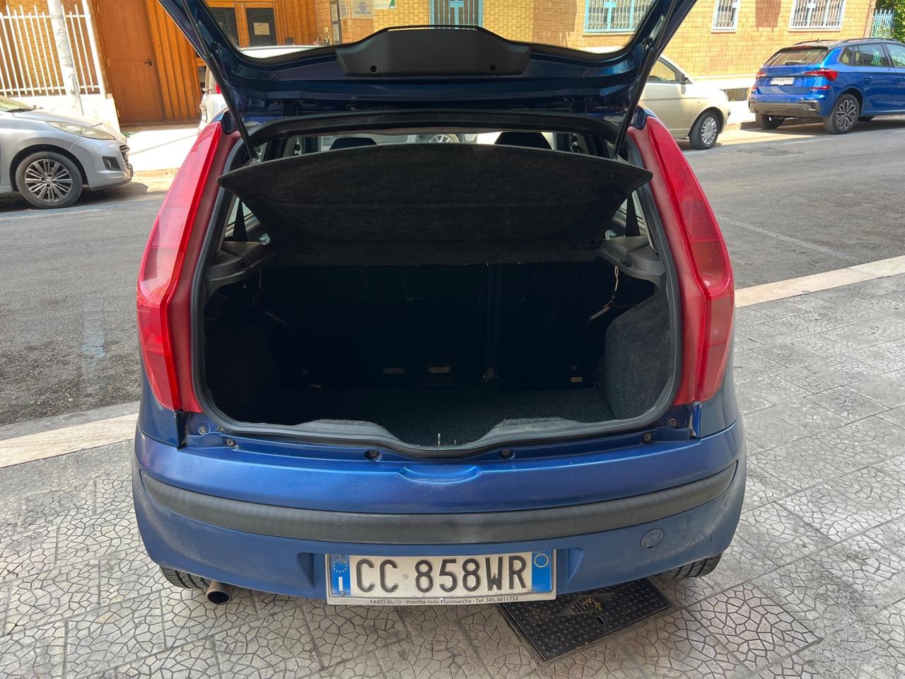 Fiat Punto 1.2i cat 5 porte ELX