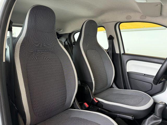 RENAULT Twingo SCe Life NEOPATENTATI / PREZZO REALE