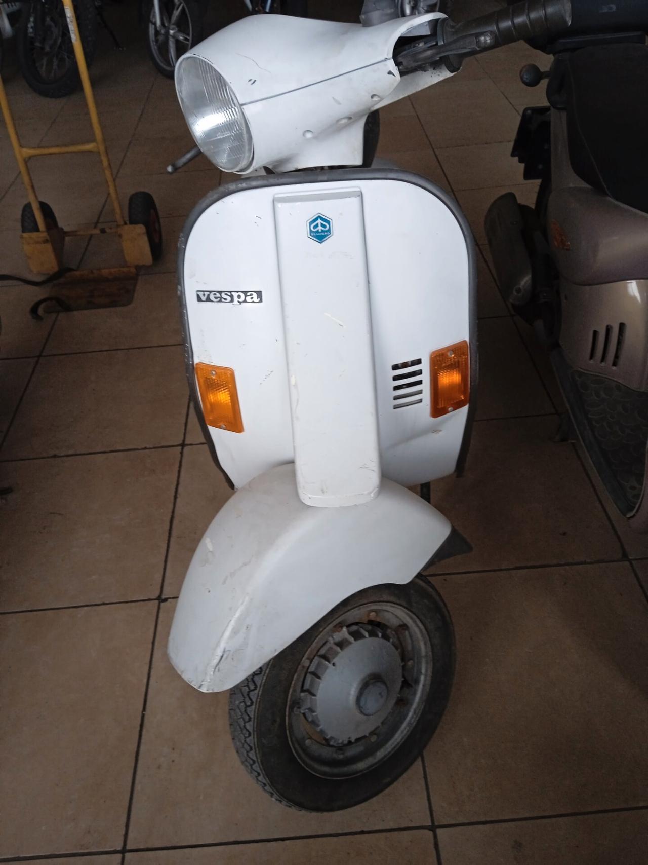 Piaggio Vespa 50 LXV