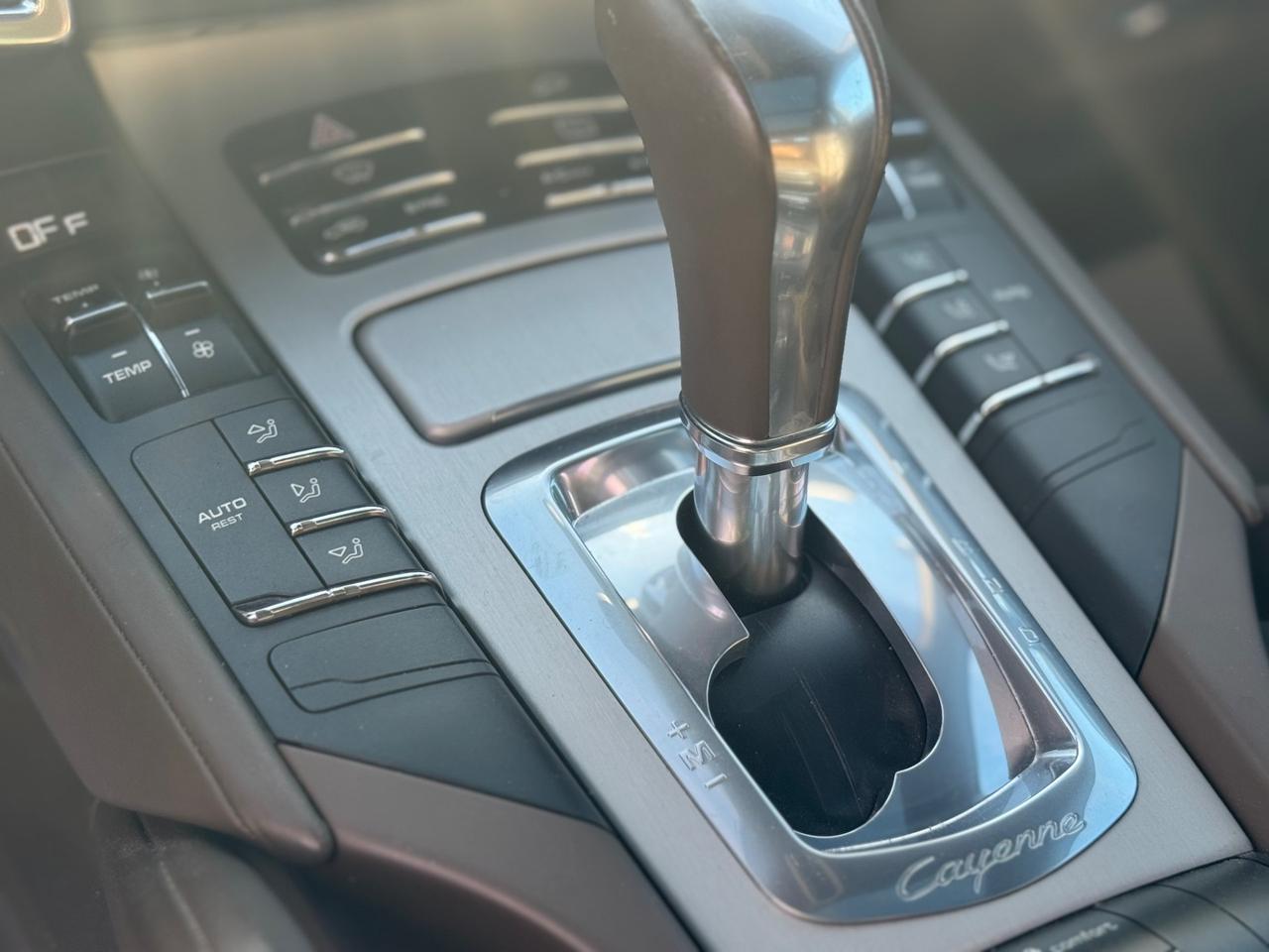 PORSCHE CAYENNE 3.0 D V6 245 CV PLATINUM EDITION FULL TETTO R21