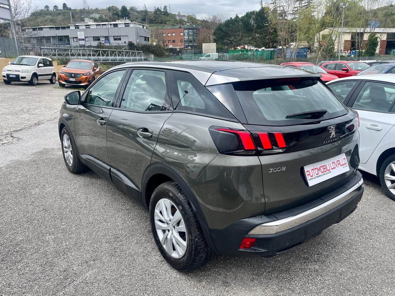 Peugeot 3008 HDi 130cv 6m km 101000 NAVI