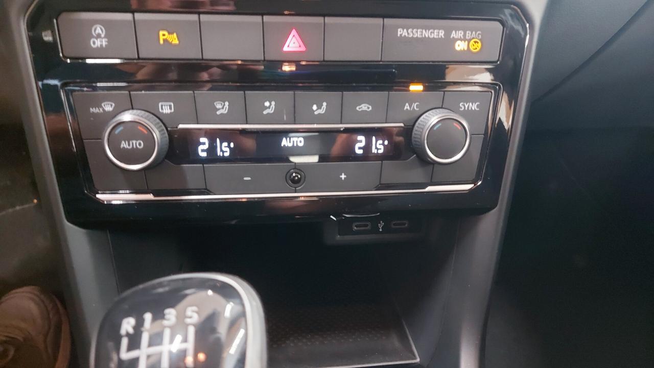 Volkswagen T-Cross 1.0 TSI Style BMT
