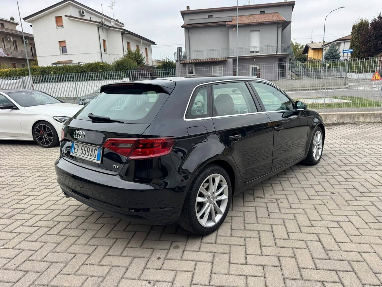 Audi A3 2.0 TDI clean diesel Ambiente