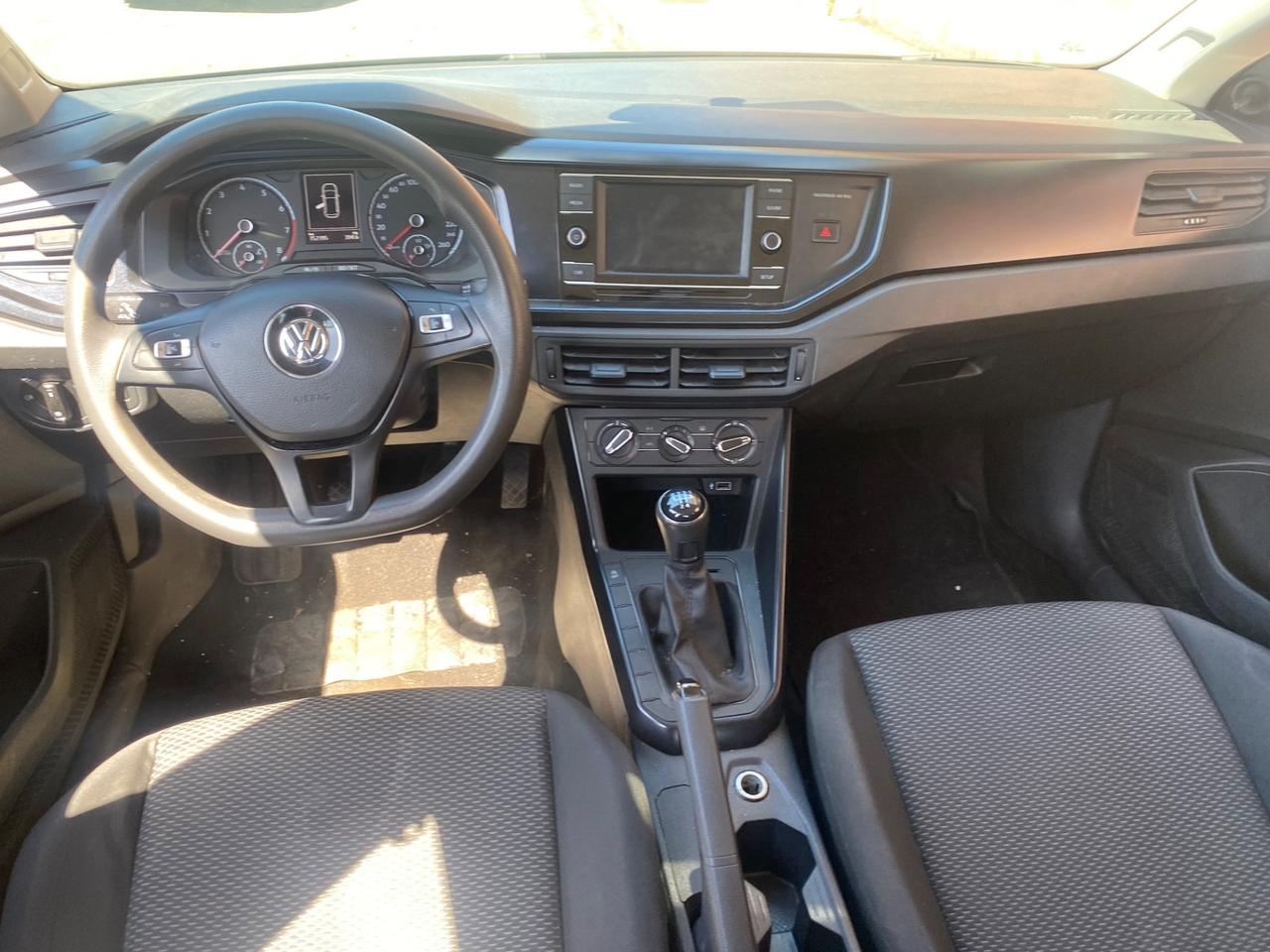 Volkswagen Polo business 1.0 mpi 5p comfortline bluemotion