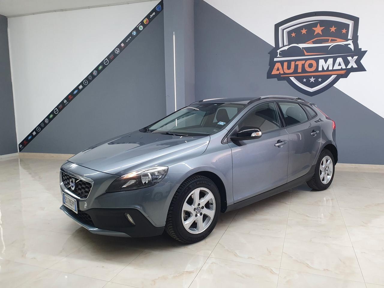 Volvo V40 Cross Country D2 1.6 115cv Momentum 2015