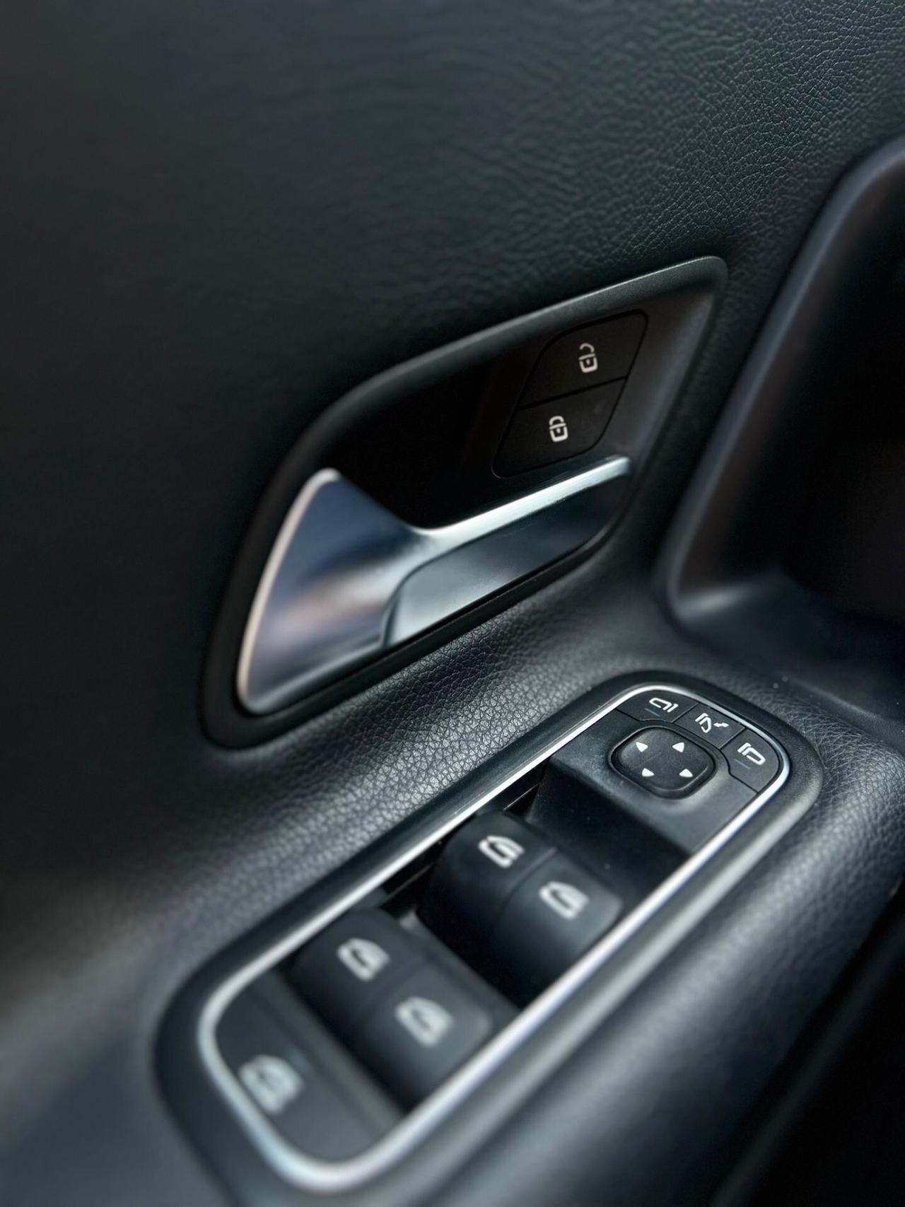 Mercedes-benz A 180 1.5 Diesel 116 cv d Automatic